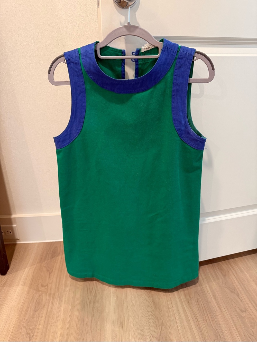 Sleeveless Green Mini Dress with Blue Trim